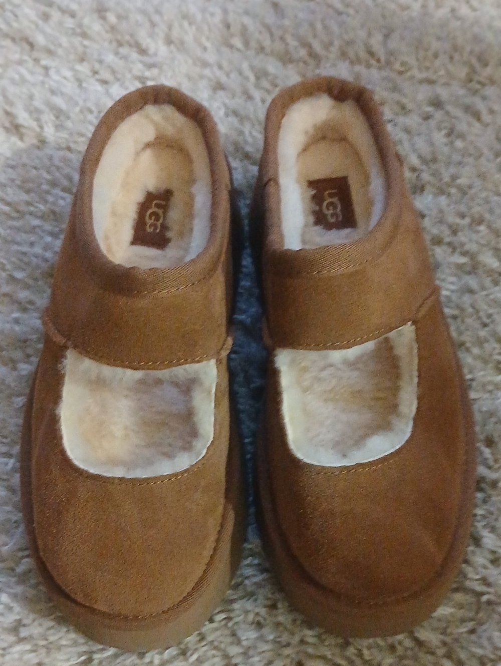 NWOT UGG MARY JANES